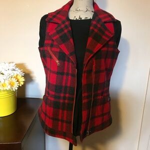 Woolrich plaid vest